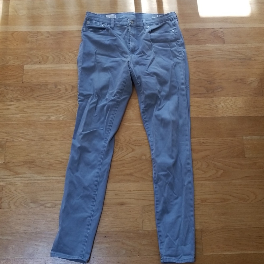 Light grey Gap high rise skinny jeans.